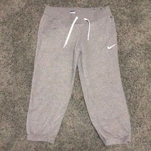 Nike capris